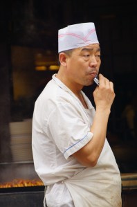 aus hygienischen Gründen bitte nur fernab vom Kochtopf rasieren