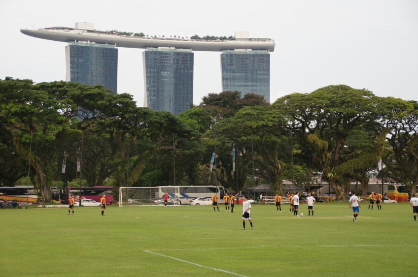 Fußball vor großer Kulisse
