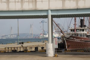 Kopie der Köhlbrandbrücke in Busan