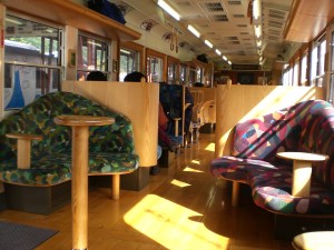 Sightseeing-Zug am Mt. Fuji